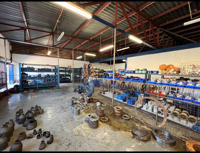 1,160M² WAREHOUSE FOR SALE IN PRIMROSE